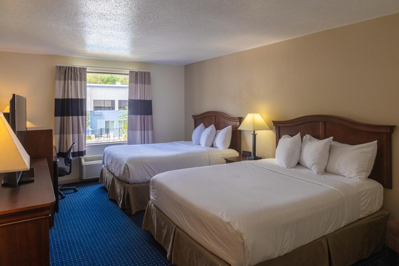 Cottonwood Suites Savannah Hotel & Conference Center Ngoại thất bức ảnh